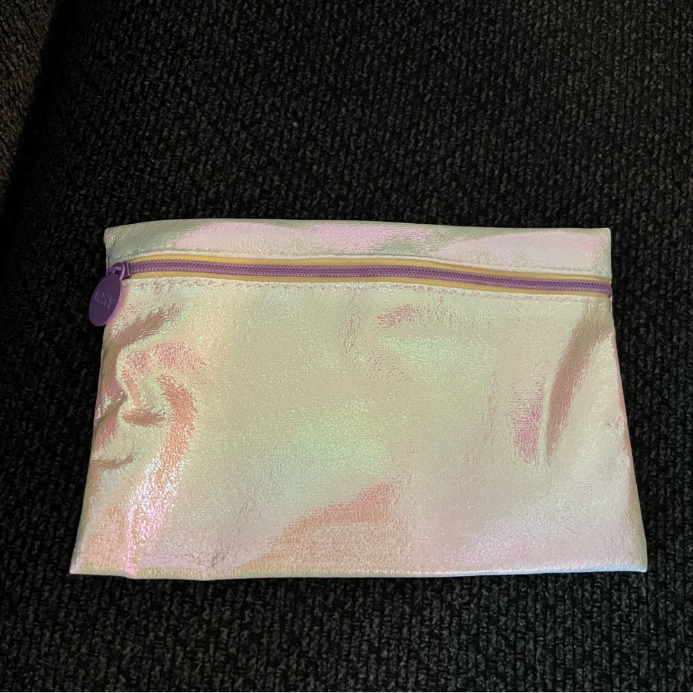 Ipsy makeup bag